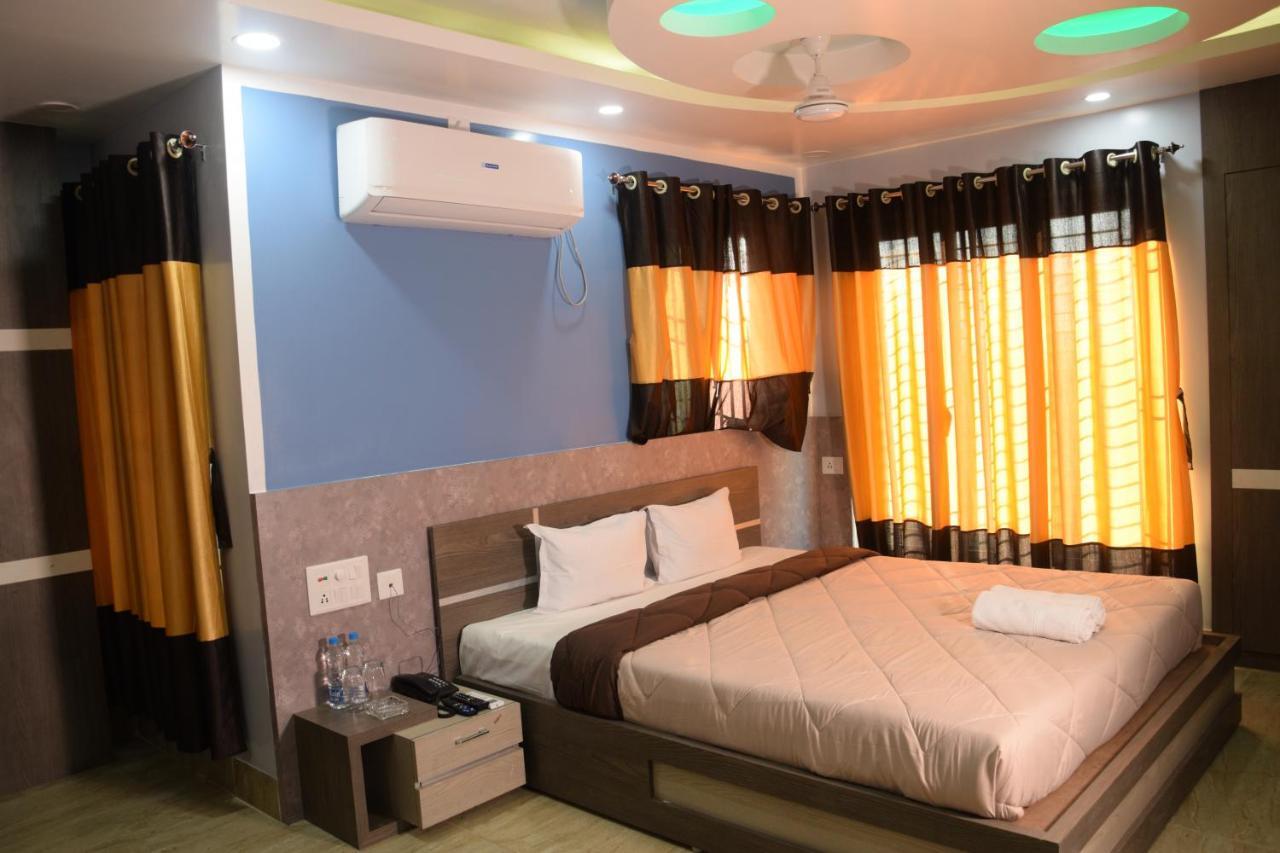Hotel Nandini Baharampur Exterior photo