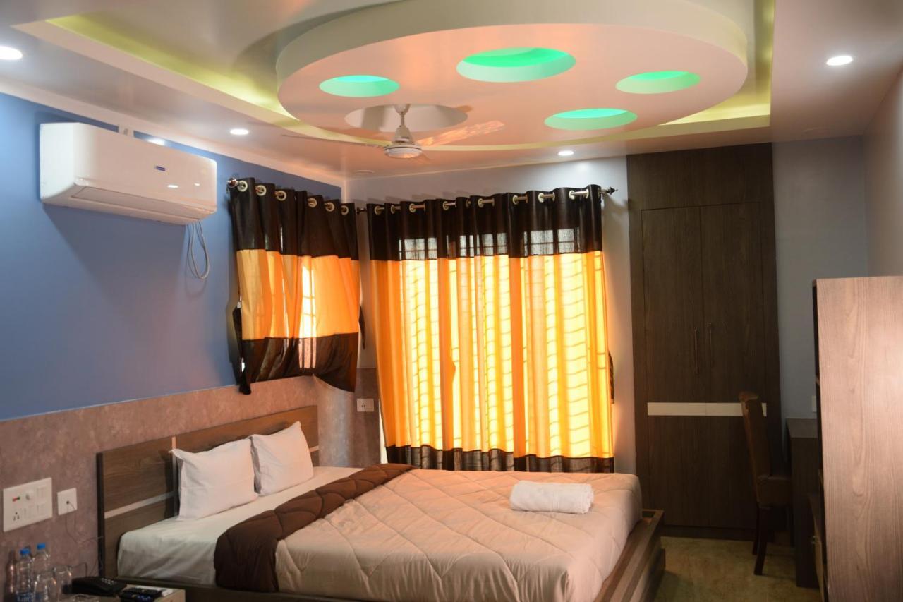 Hotel Nandini Baharampur Exterior photo
