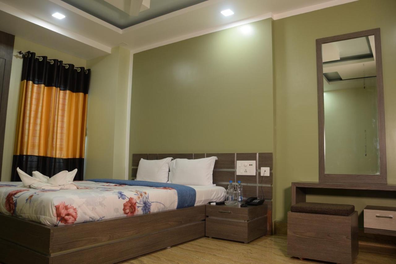 Hotel Nandini Baharampur Exterior photo